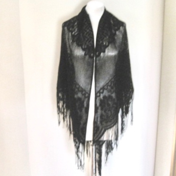 Triangle Lace Fringed Shawl - Picture 1 of 7